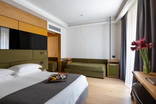 Hotel Silla - image 8