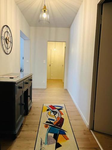 Appart T4 85m2 spacieux climatisation parking in 羅德茲市中心