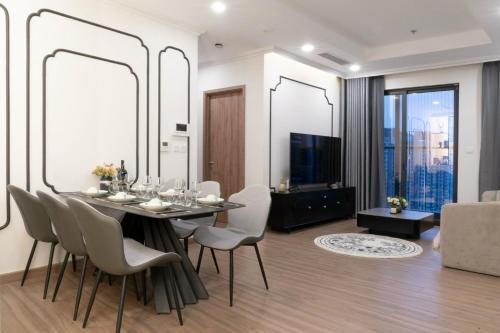 Közös társalgó / TV, Fami Homestay - Ecopark Hưng Yên in Van Giang