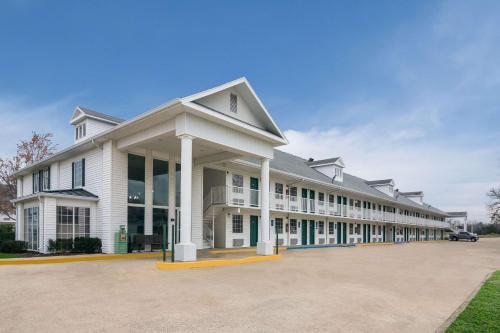 Econo Lodge Branson Theater District in Branson, USA