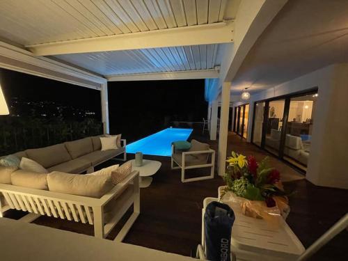 VILLA APOTHEMA meuble de tourisme 4 Etoiles in Bouillante