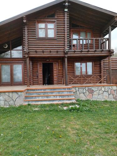 Chalet's lake_Bolu Abant _log house