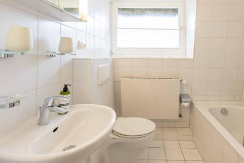 Holiday Home image 9