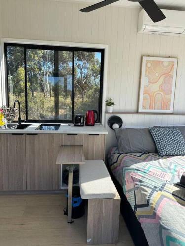 Waterfront Tiny Home in FarmStay in Buninyong