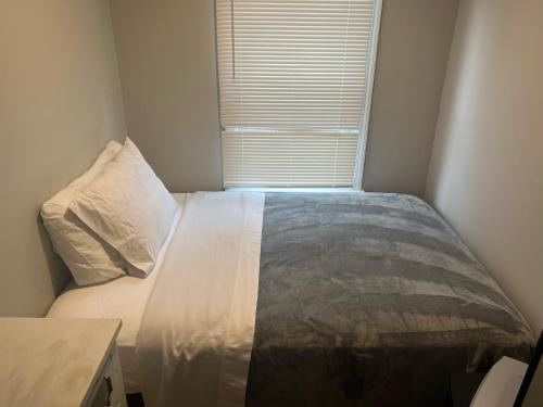 Room near the beach in long branch in Long Branch, USA
