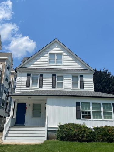 Room near the beach in long branch in Long Branch, USA