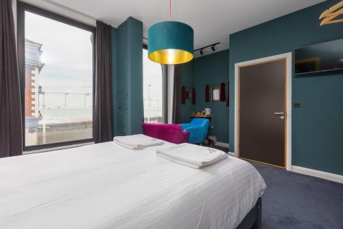 ART B&B - image 9