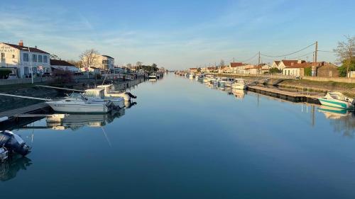 Les Bains Boyardville - Hôtel et Restaurant