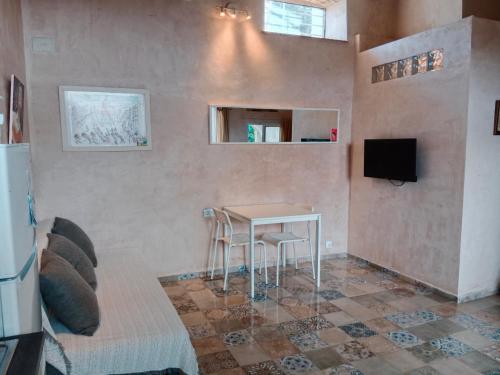 Casa Florinda #4 Casa Florinda #4