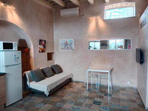 Casa Florinda #4 Casa Florinda #4