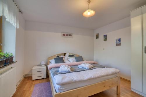 Farm House Blackberry - image 9