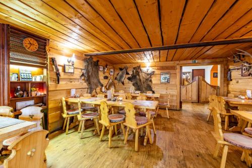 Country Saloon in Vranov Nad Dyji