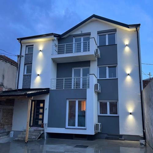 . Apartman Milos - centar grada free parking