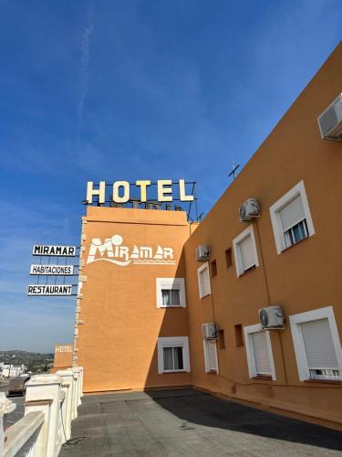 HOTEL MIRAMAR - main image