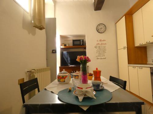  SCAPPO IN UMBRIA, CasaLina, Ferienwohnung in Amelia