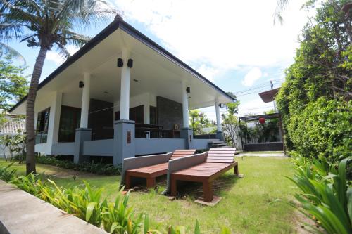 Beachfront 2 Bedroom Villa  room in Samui Garden Home Hotel
