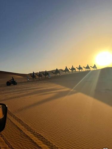 Bright Star Desert Camp – khách sạn tại Merdane