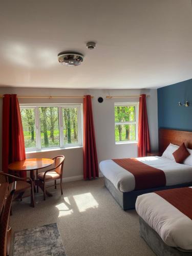Budget Double or Twin Room image 6