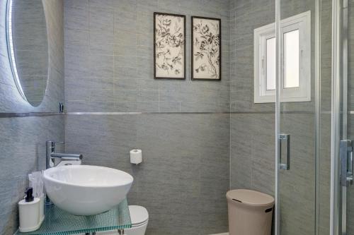 Penthouse Apartment image 10