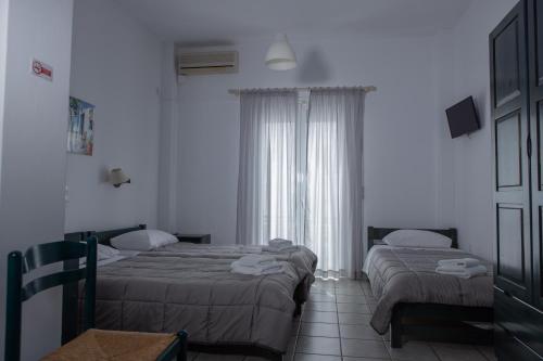 Soula Rooms Tinos