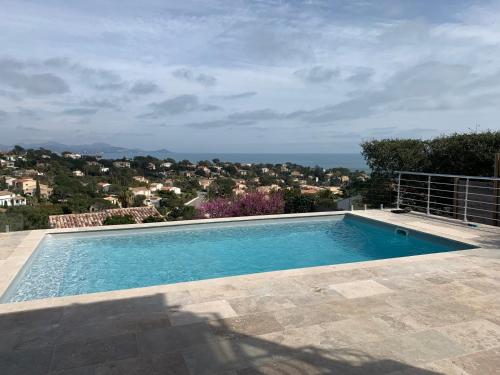 Villa 8 pers Aux Issambres Vue Mer & Piscine Non chauffée - Location, gîte - Roquebrune-sur-Argens