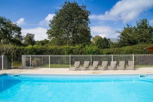 Басейн, Magnificent French Country House with Private Heated Pool & Gardens in Сан-Дені-ле-Гаст