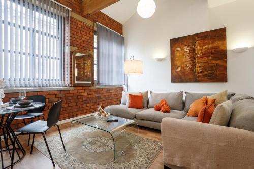 Cozy Downtown Loft in Bradford