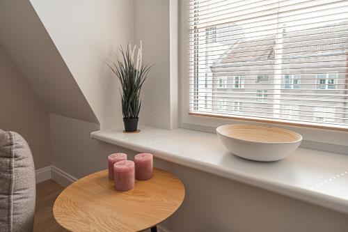 One-Bedroom Apartment image 10