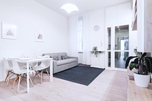 Easylife - Milano - Giusti 5 - Sarpi, Mailand