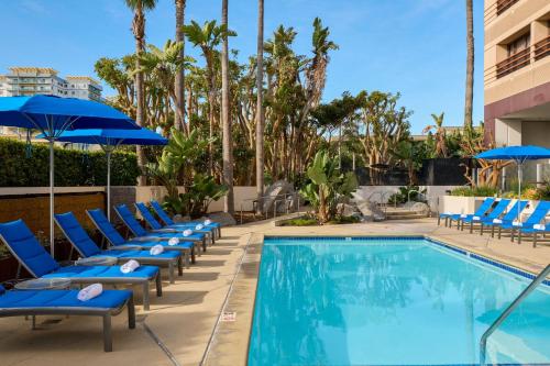 Swimming pool, Marina del Rey Marriott in Marina Del Rey
