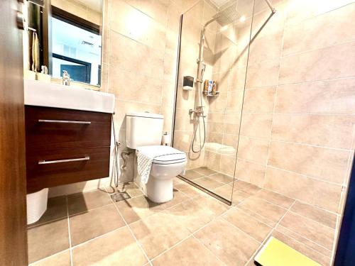 Amazing 1Bedroom Plus Maid in Avencia at Damac Hills 2, Dubái (foto 7)