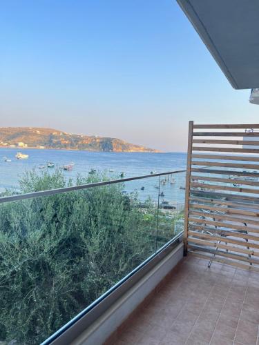 Studio with Sea View image 1