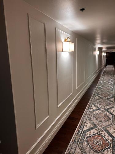The Brooks Hotel Restaurant and Lounge - 숙소 외관