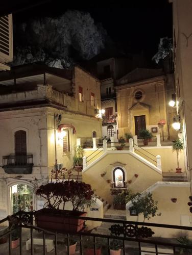 La Locanda – Cefalu, CA