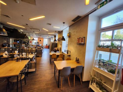 Hotel Amfiteatar - image 10