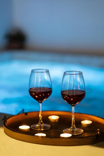 جاكوزي, Electra Suites & Spa in بيريفولوس