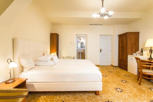 Golden Royal Boutique Hotel & Spa - image 2