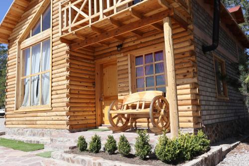 ทัศนียภาพภายนอกโรงแรม, Grand Mountain Cabañas Creel (Grand Mountain Cabanas Creel) in ครีเอล