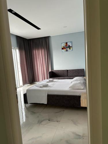 Summer Gate Hotel - image 13