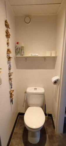 "Studio Bellevue" Terrasse et Deck vue mer-Accès piscine "Studio Bellevue" Terrasse et Deck vue mer-Accès piscine