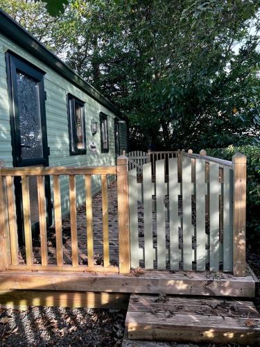 Old Mill Retreat, by River/Sea/Country Nr Barmouth Dogs