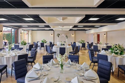 Banquet hall, Courtyard by Marriott Culver City Los Angeles in Culver City