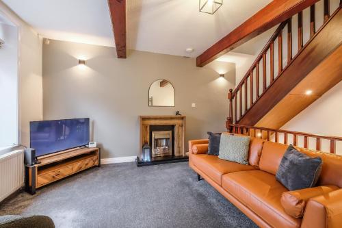 Sleek 2B/1B Retreat in Lindley, Huddersfield
