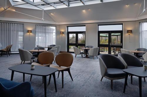 Restaurant, Delta Hotels Northampton in Northampton