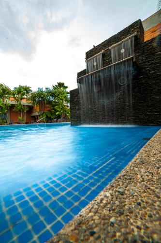 546395903 Hotel GH Guaparo INN