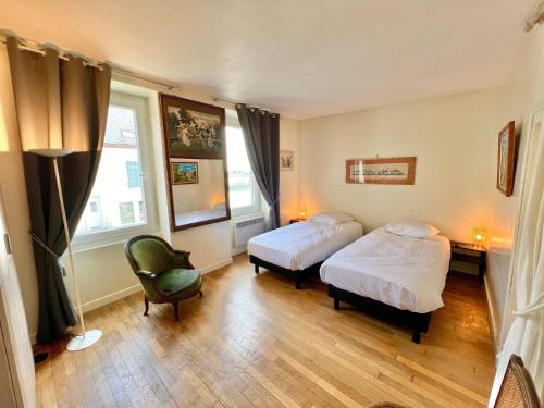 Gîte familial avec terrasse et vue sur la Loire - FR-1-590-430 (Gite familial avec terrasse et vue sur la Loire - FR-1-590-430) in Chateauneuf-sur-Loire