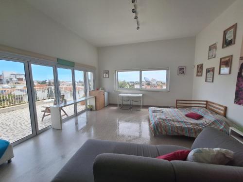 Limassol sea view studio – khách sạn tại Khac