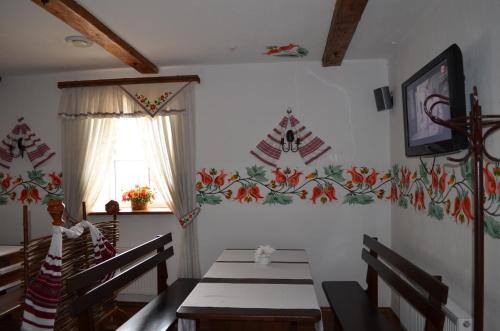 Restorāns, Transit Hotel in Dyakivtsi