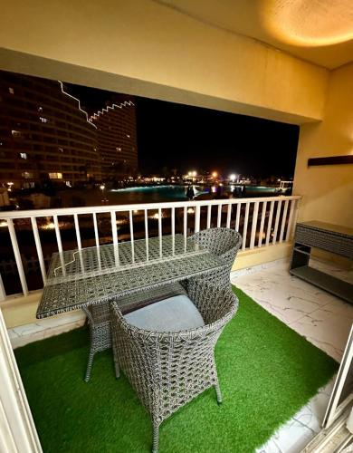 . Porto elsokhna pyramids VIP