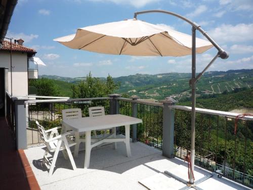 Studio für 5 Personen ca 60 qm in Serralunga d'Alba, Piemont Provinz Cuneo